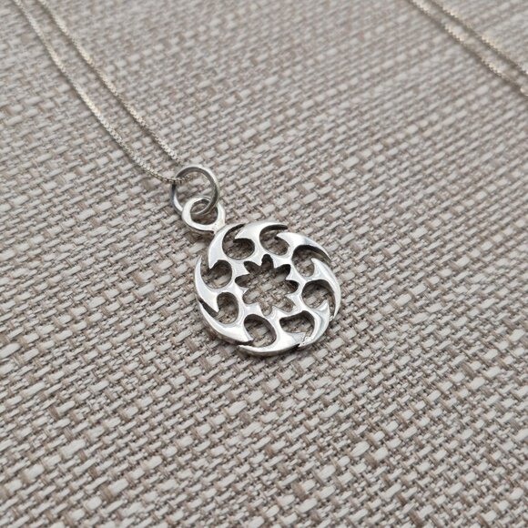 22 Inch Sterling Silver Ninja Blade Style Pendant Necklace A4339 - Picture 2 of 7